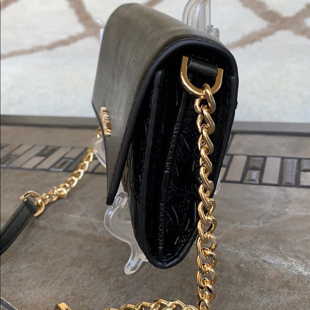 MICHAEL KORS JET SET ITEM LG WALLET ON A CHAIN - Picture 12 of 16